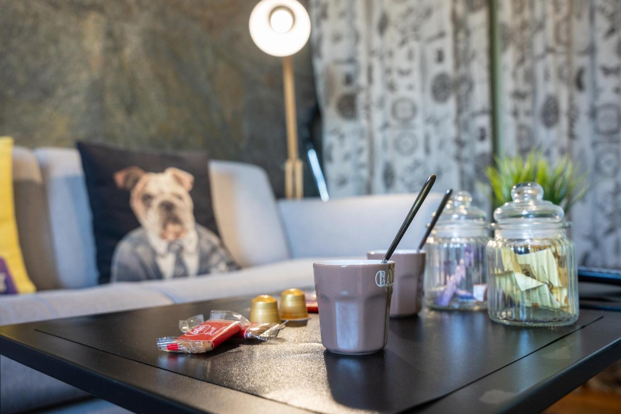 Appartement En - à 450 M Du Centre Historique